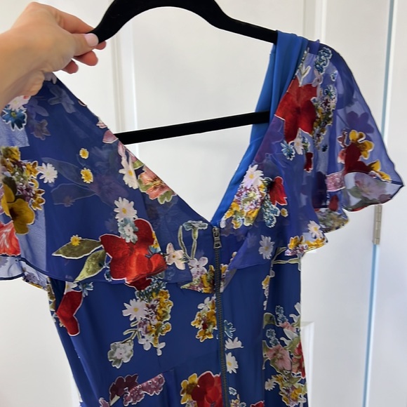 Alice and Olivia silk floral feminine high low dress - Picture 5 of 6